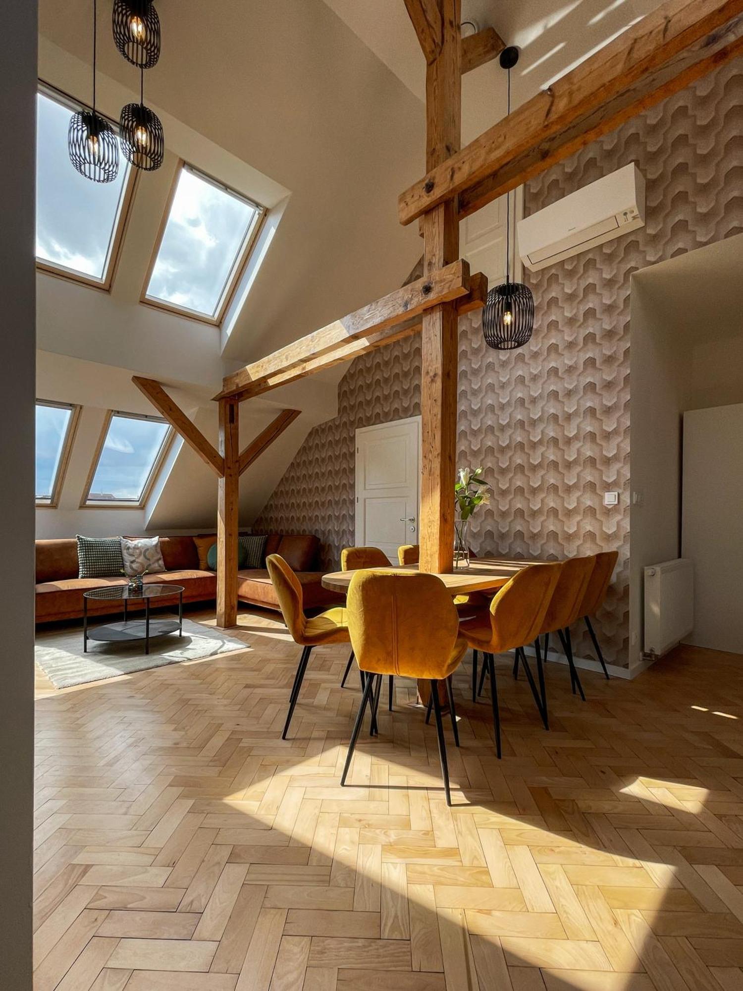 Stupartska - Attic Old Town Residence Prague Exterior photo